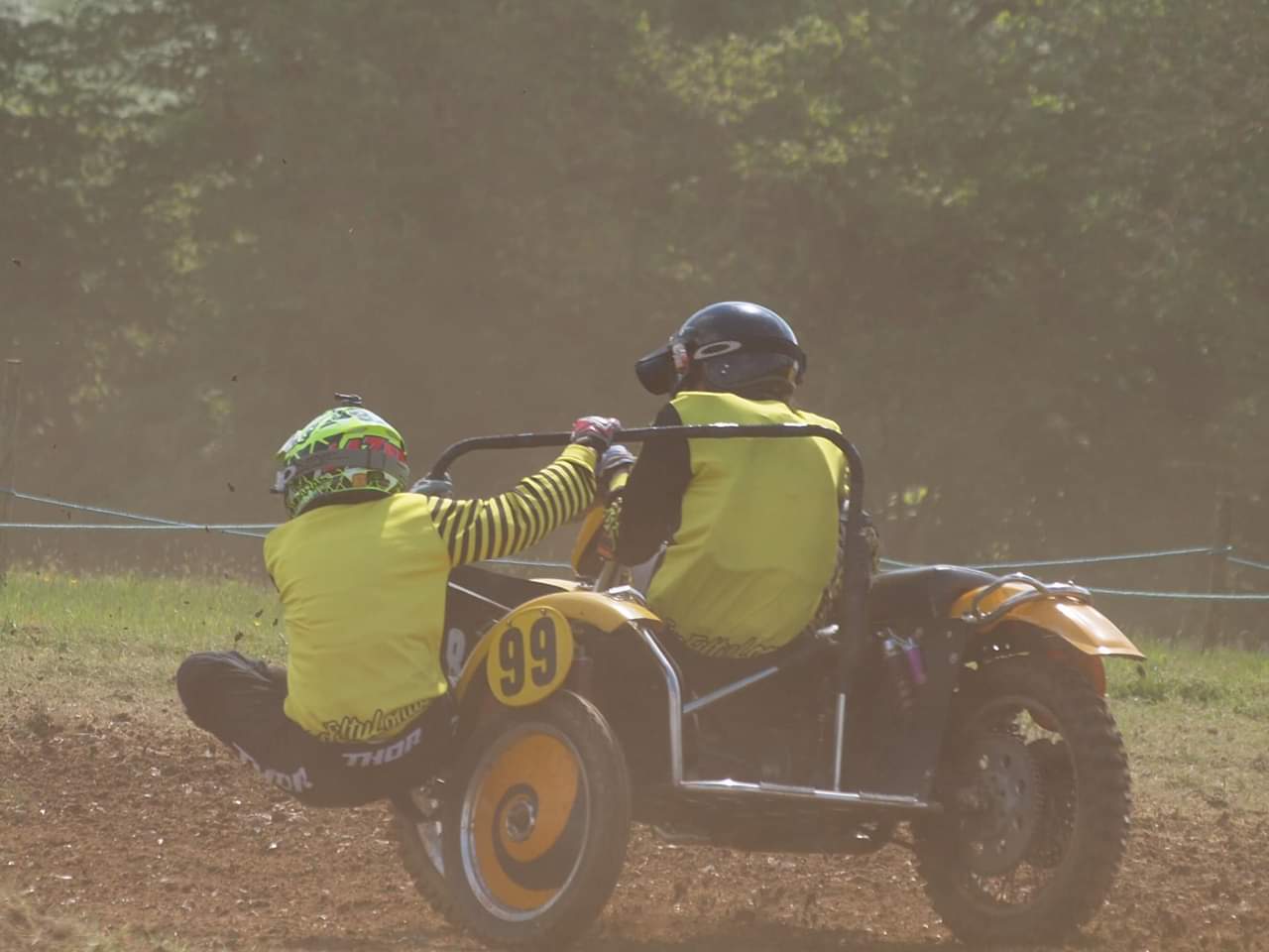 Winning moto cross side car racers with TTI sequential race gearbox